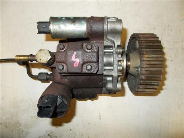 bontott PEUGEOT 206 Nagynyomású Szivattyú