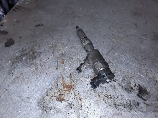 bontott PEUGEOT 206 Porlasztó (1 db)