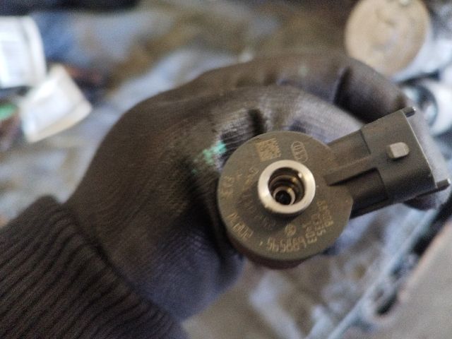 bontott PEUGEOT 206 Porlasztó (1 db)