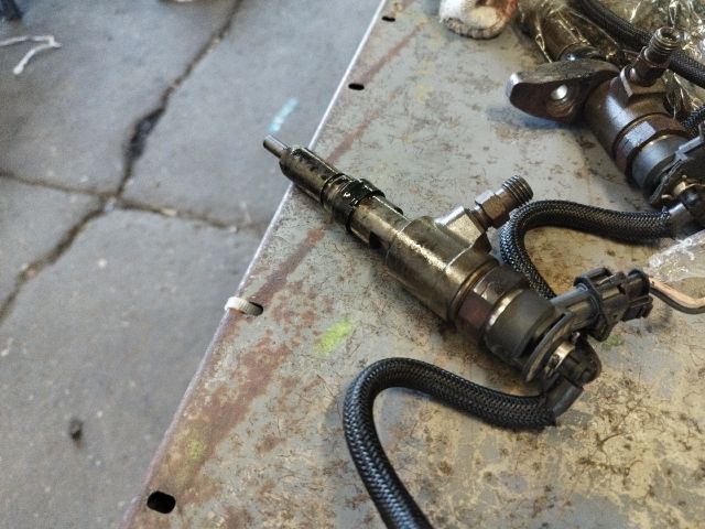 bontott PEUGEOT 206 Porlasztó (1 db)