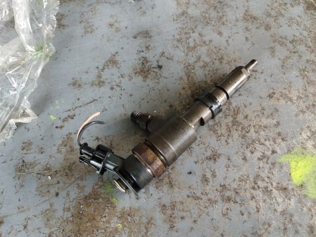 bontott PEUGEOT 206 Porlasztó (1 db)