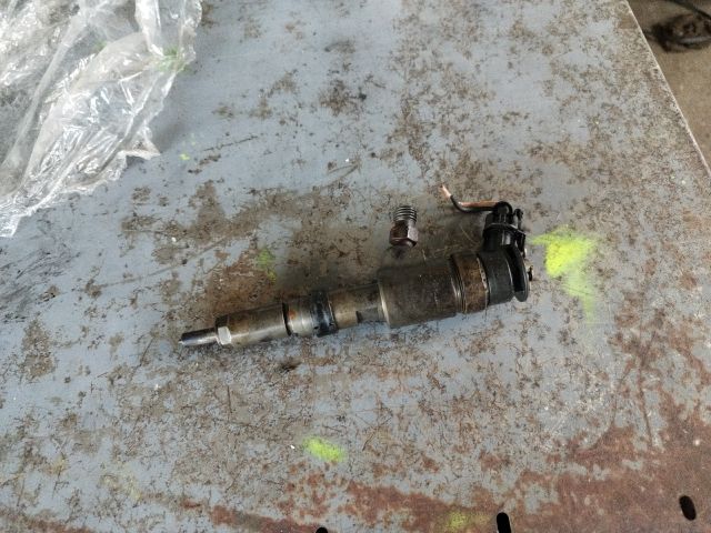 bontott PEUGEOT 206 Porlasztó (1 db)