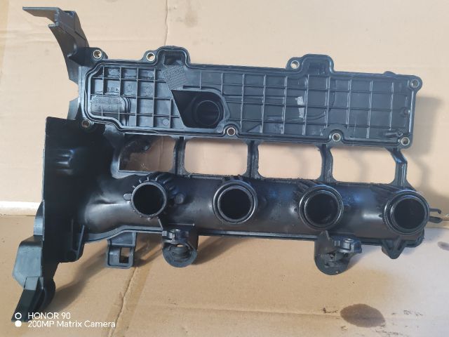 bontott PEUGEOT 206 Szelepfedél