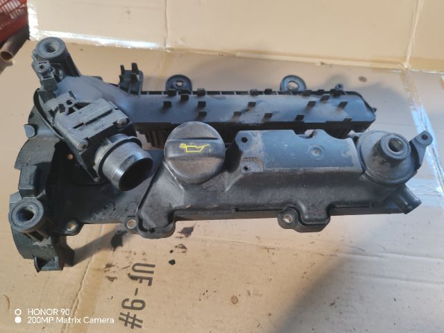 bontott PEUGEOT 206 Szelepfedél