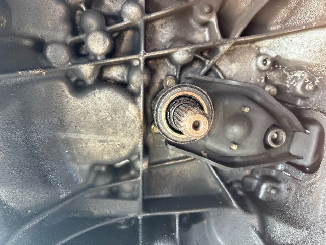 bontott PEUGEOT 206 Váltó (Mechanikus)