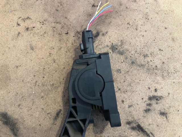 bontott PEUGEOT 206 Gázpedál (Elektromos)