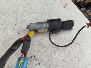 bontott PEUGEOT 206 Gyújtáskapcsoló Házzal