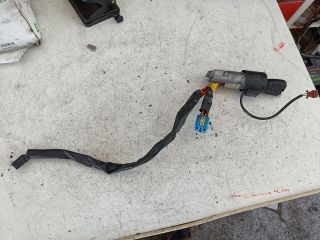 bontott PEUGEOT 206 Gyújtáskapcsoló Házzal