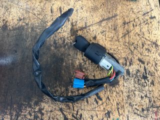 bontott PEUGEOT 206 Gyújtáskapcsoló Házzal