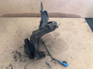 bontott PEUGEOT 206 Jobb első Csonkállvány Kerékaggyal