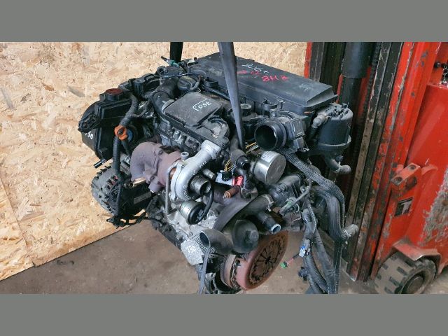 bontott PEUGEOT 206 Komplett Motor (Segédberendezésekkel)