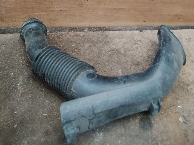 bontott PEUGEOT 206 Légbeömlő Cső