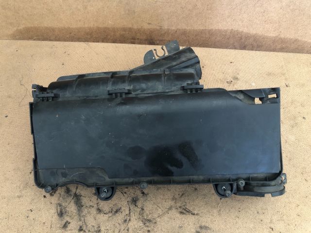 bontott PEUGEOT 206 Légszűrő Ház