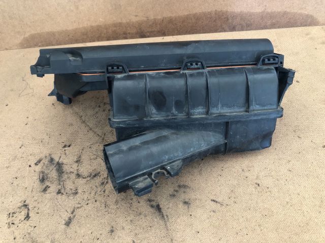 bontott PEUGEOT 206 Légszűrő Ház