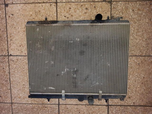 bontott PEUGEOT 206 Vízhűtő Radiátor (Klímás)