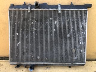 bontott PEUGEOT 206 Vízhűtő Radiátor (Klímás)