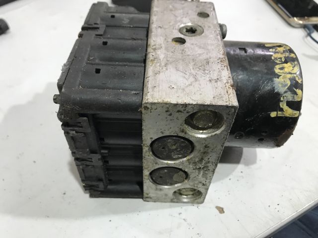 bontott PEUGEOT 206 ABS Kocka