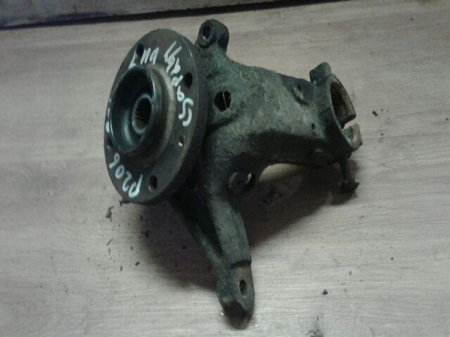 bontott PEUGEOT 206 Bal első Csonkállvány Kerékaggyal