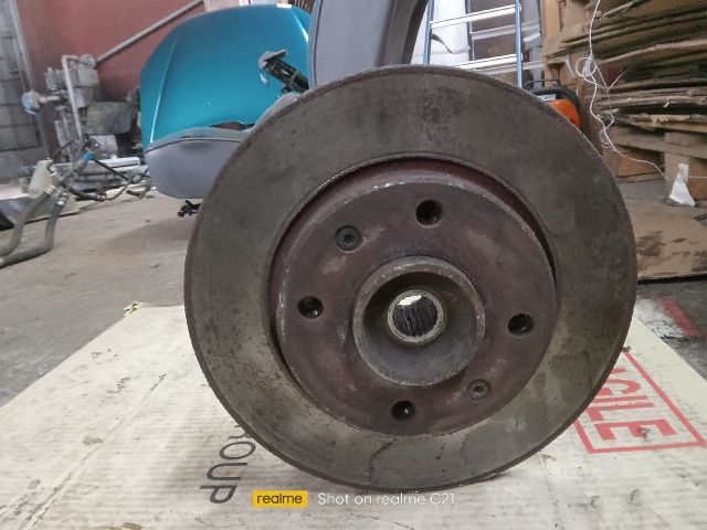 bontott PEUGEOT 206 Bal első Csonkállvány Kerékaggyal