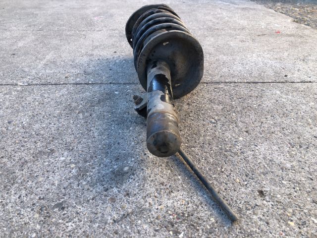 bontott PEUGEOT 206 Bal első Gólyaláb (Lengécsillapító, Rugó)