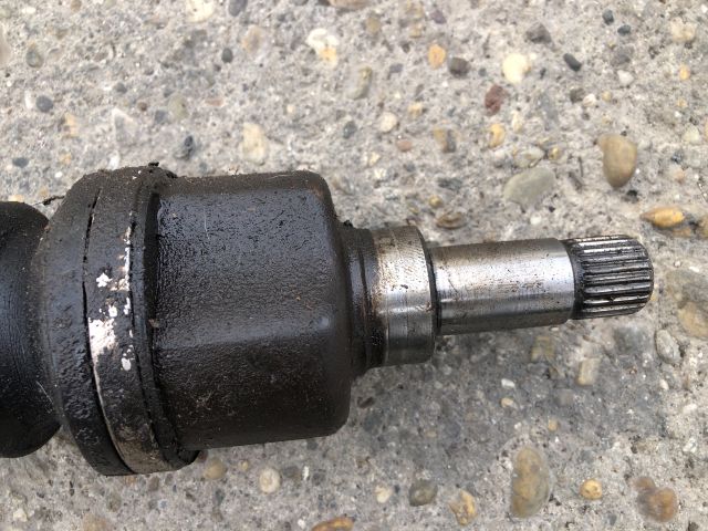 bontott PEUGEOT 206 Bal Féltengely