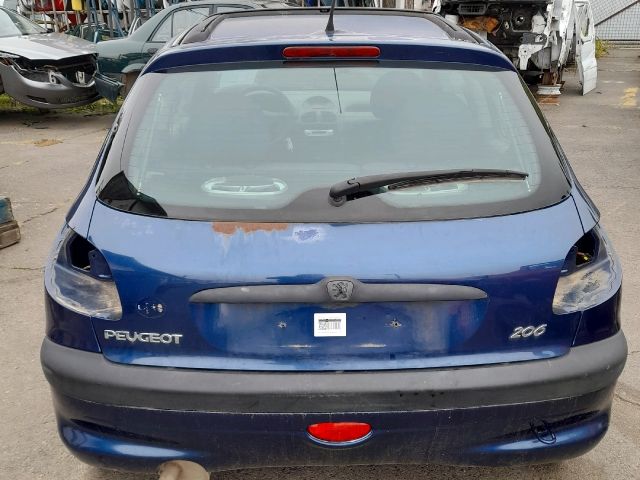 bontott PEUGEOT 206 Bal hátsó Rugó