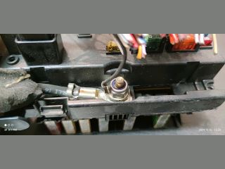 bontott PEUGEOT 206 Biztosítéktábla Motortér