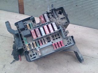 bontott PEUGEOT 206 Biztosítéktábla Motortér