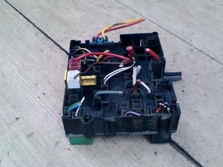 bontott PEUGEOT 206 Biztosítéktábla Motortér