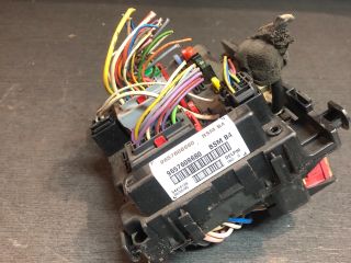 bontott PEUGEOT 206 Biztosítéktábla Motortér