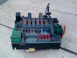 bontott PEUGEOT 206 Biztosítéktábla Motortér