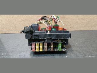 bontott PEUGEOT 206 Biztosítéktábla Motortér