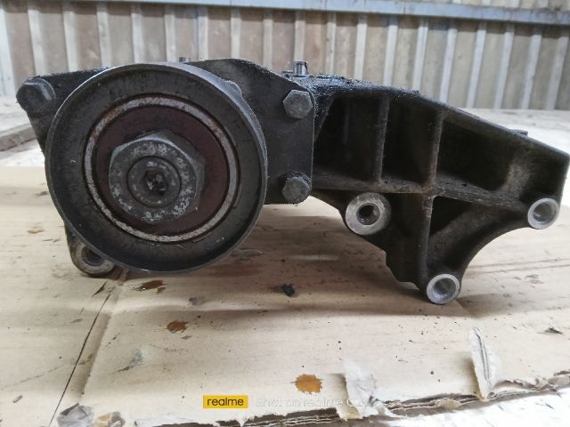 bontott PEUGEOT 206 Generátor Tartó Bak