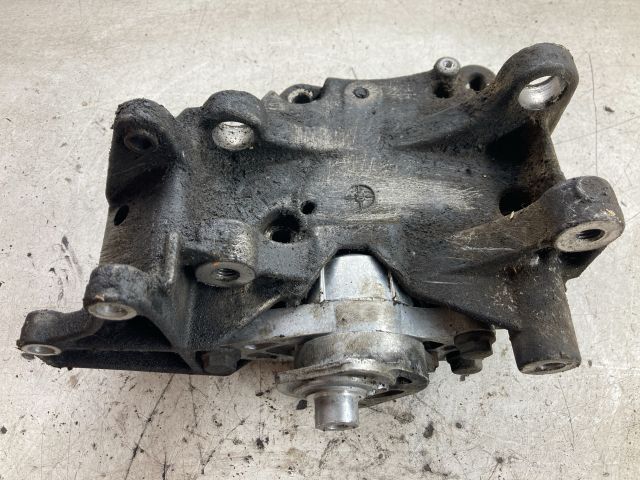 bontott PEUGEOT 206 Generátor Tartó Bak