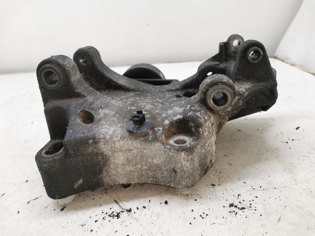 bontott PEUGEOT 206 Generátor Tartó Bak