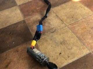 bontott PEUGEOT 206 Gyújtáskapcsoló Házzal