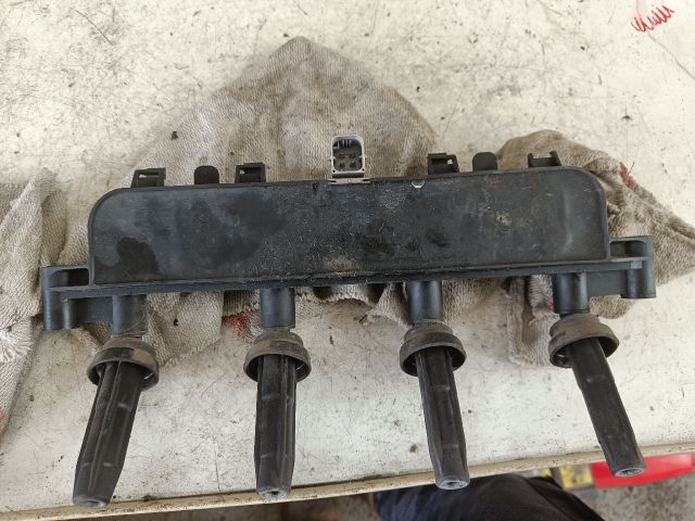 bontott PEUGEOT 206 Gyújtótrafó Szett