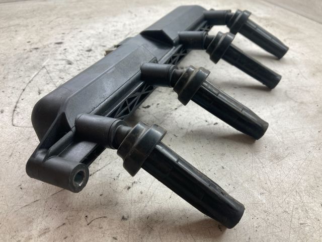 bontott PEUGEOT 206 Gyújtótrafó