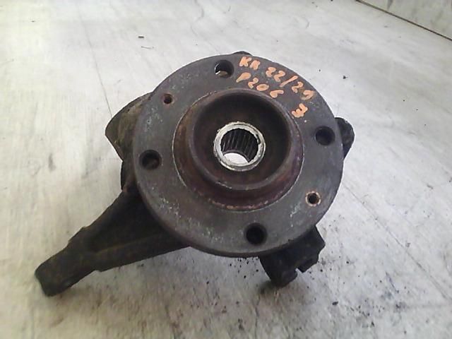 bontott PEUGEOT 206 Jobb első Csonkállvány Kerékaggyal