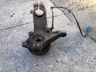 bontott PEUGEOT 206 Jobb első Csonkállvány Kerékaggyal