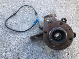 bontott PEUGEOT 206 Jobb első Csonkállvány Kerékaggyal