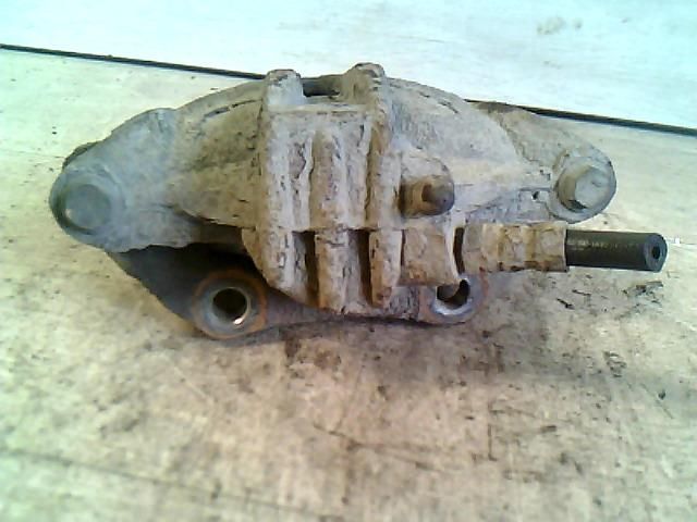 bontott PEUGEOT 206 Jobb első Féknyereg Munkahengerrel