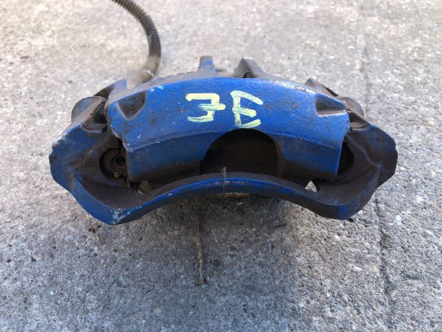 bontott PEUGEOT 206 Jobb első Féknyereg Munkahengerrel