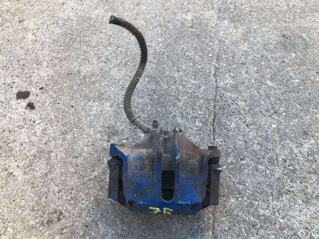 bontott PEUGEOT 206 Jobb első Féknyereg Munkahengerrel