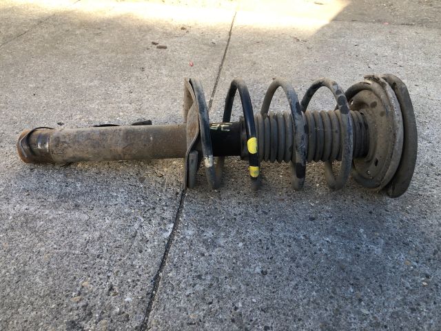 bontott PEUGEOT 206 Jobb első Gólyaláb (Lengécsillapító, Rugó)