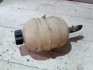 bontott PEUGEOT 206 Kiegyenlítő Tartály