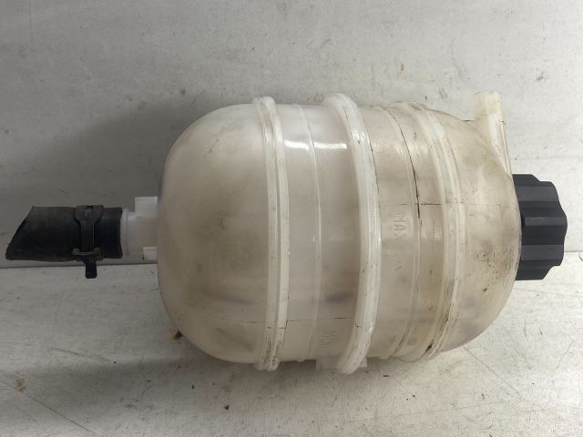 bontott PEUGEOT 206 Kiegyenlítő Tartály