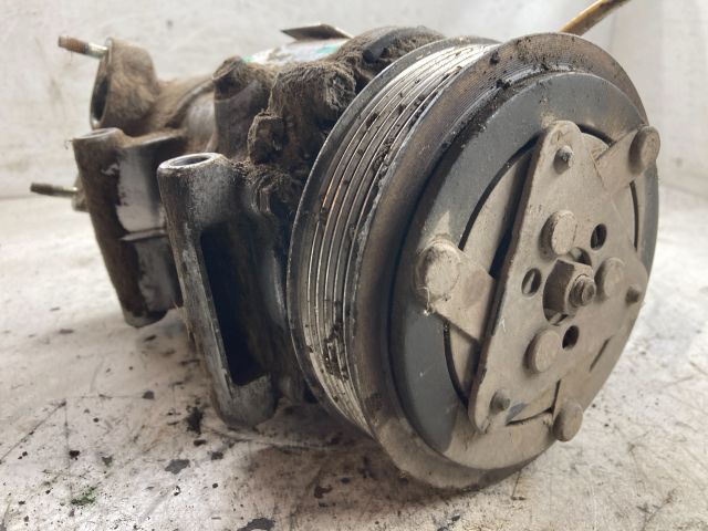 bontott PEUGEOT 206 Klímakompresszor