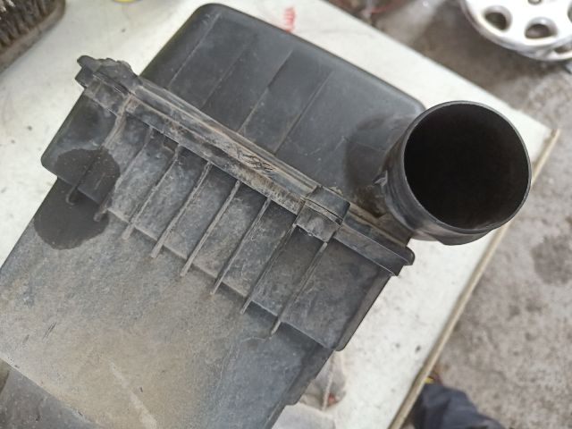 bontott PEUGEOT 206 Légszűrő Ház