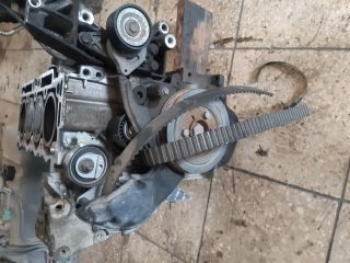 bontott PEUGEOT 206 Motor (Fűzött blokk hengerfejjel)